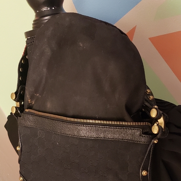 GUCCI Black Small Shoulder Bag - Picture 5 of 14